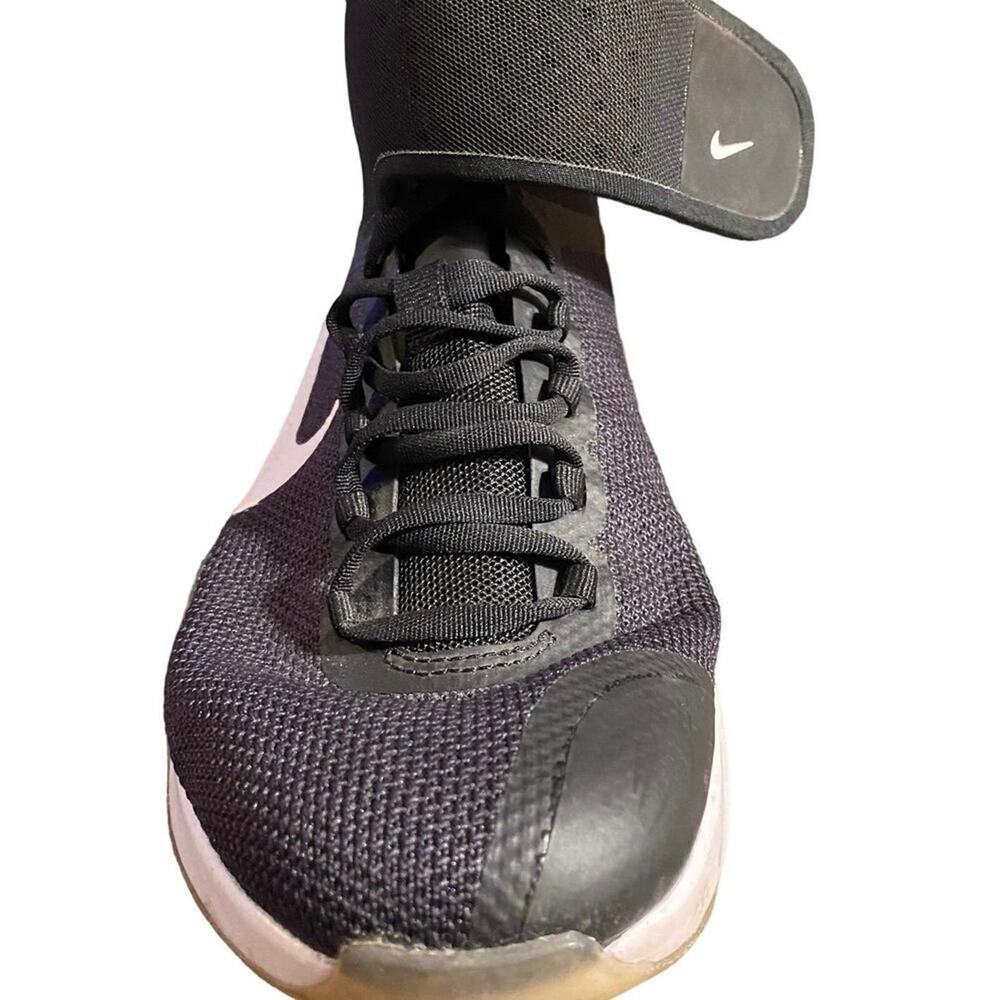 NIKE Women's Air Zoom High Tops w/ Hook & Loop, Black/White, Size 8 - Picture 8 of 9